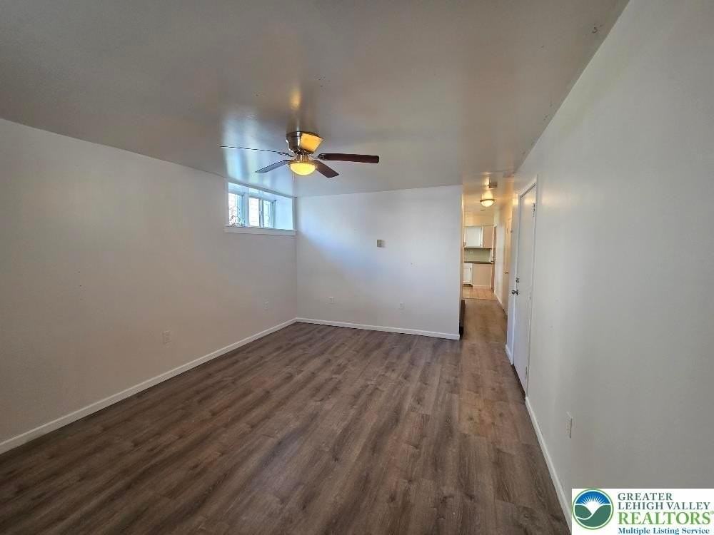 312 S 17th St #9 - Photo 7 of 9