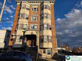 featured image of 312 S 17th St #4
