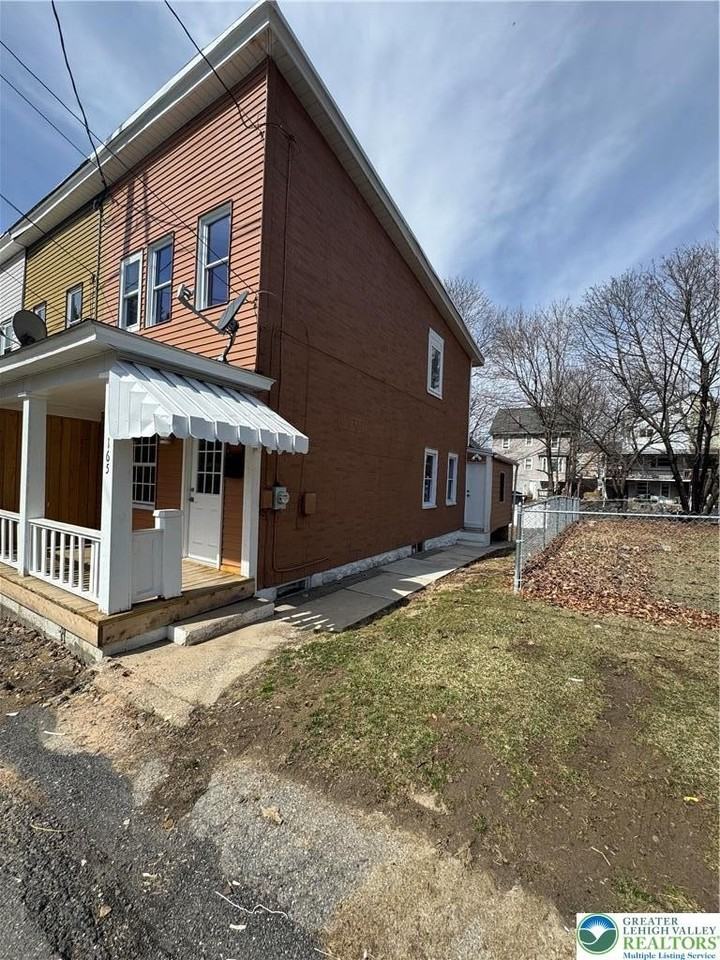 165 W Moser Ave - Photo 3 of 21