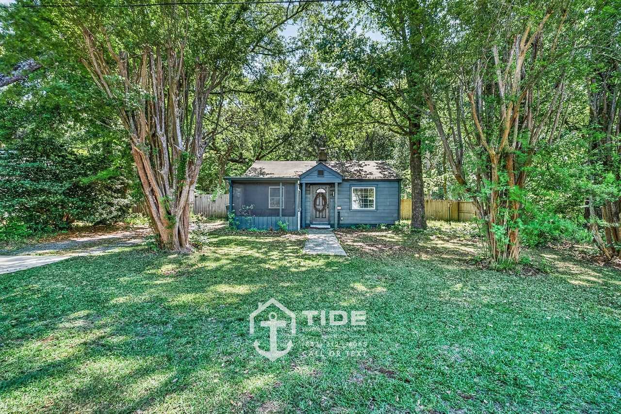 5 Paula Dr - Photo 2 of 22