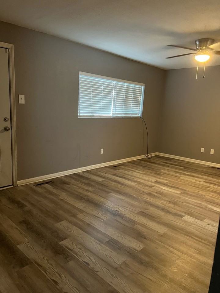 511 Sw Tyler St #8 - Photo 3 of 17