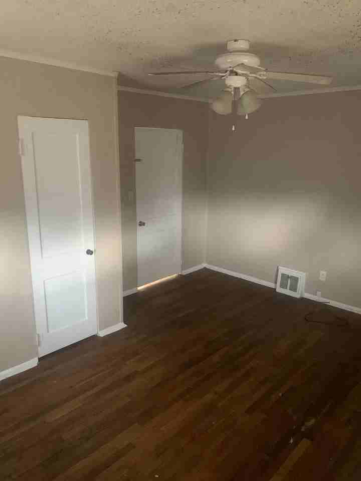 21 Ruth Ct - Photo 6 of 6