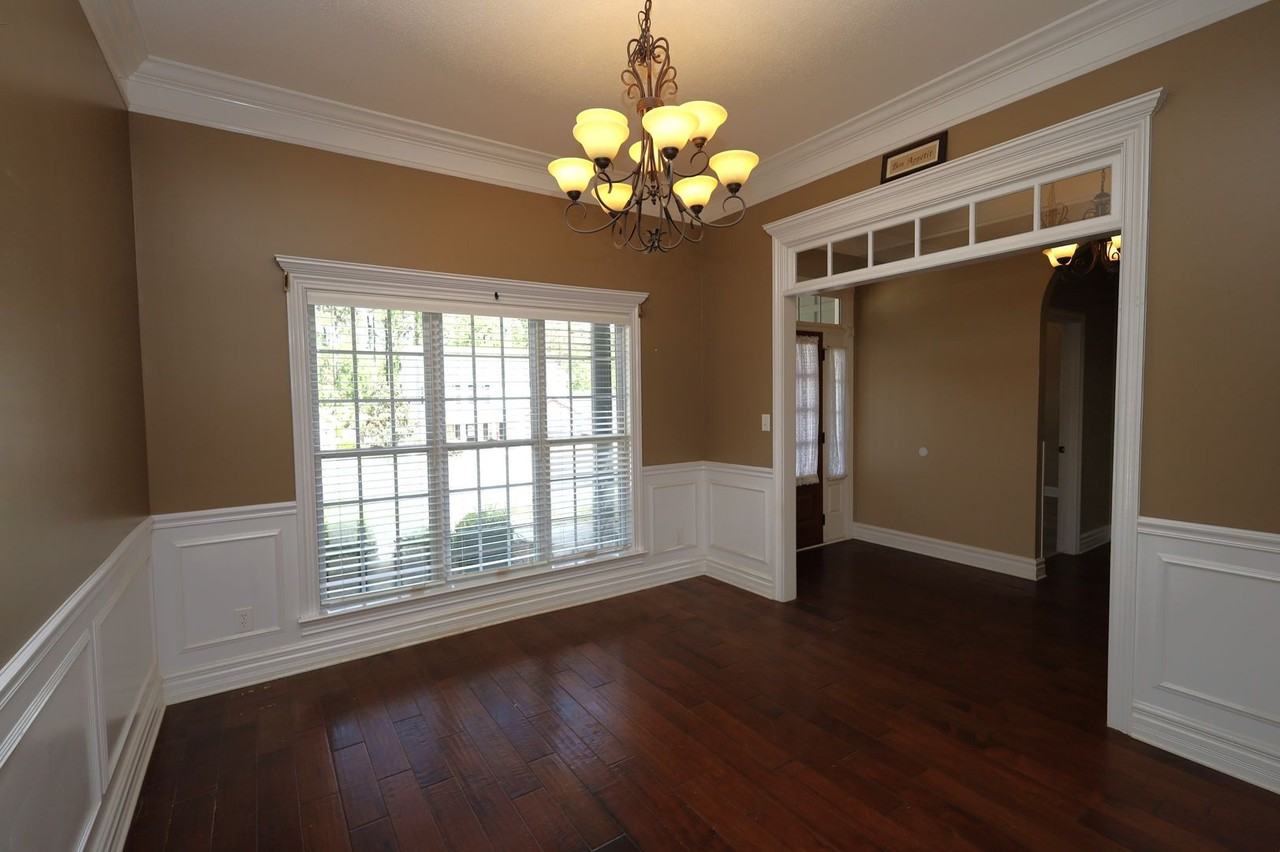 4338 Kenilworth Cir - Photo 5 of 27