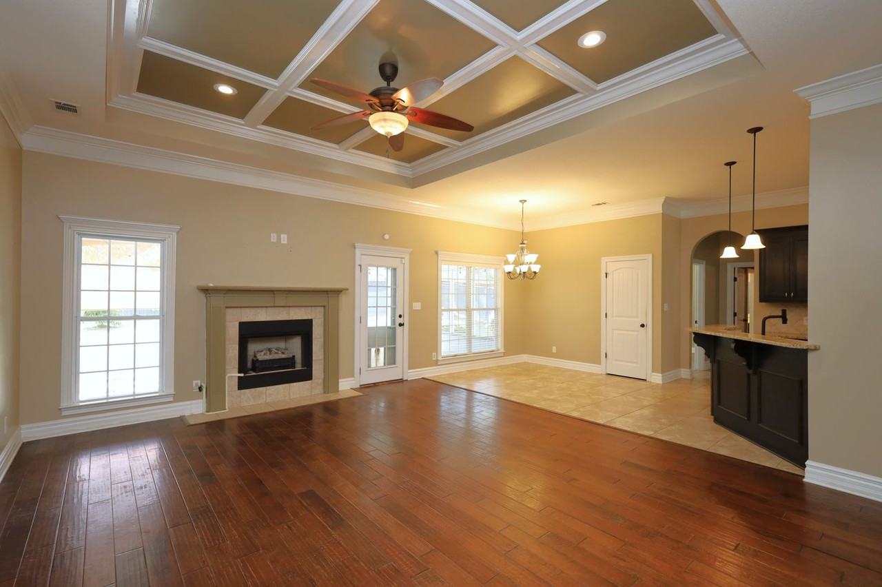 4338 Kenilworth Cir - Photo 7 of 27