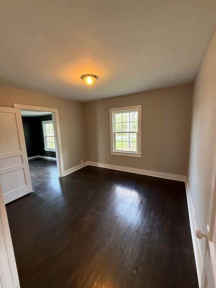 411 Hietts Ln - Photo 5 of 13