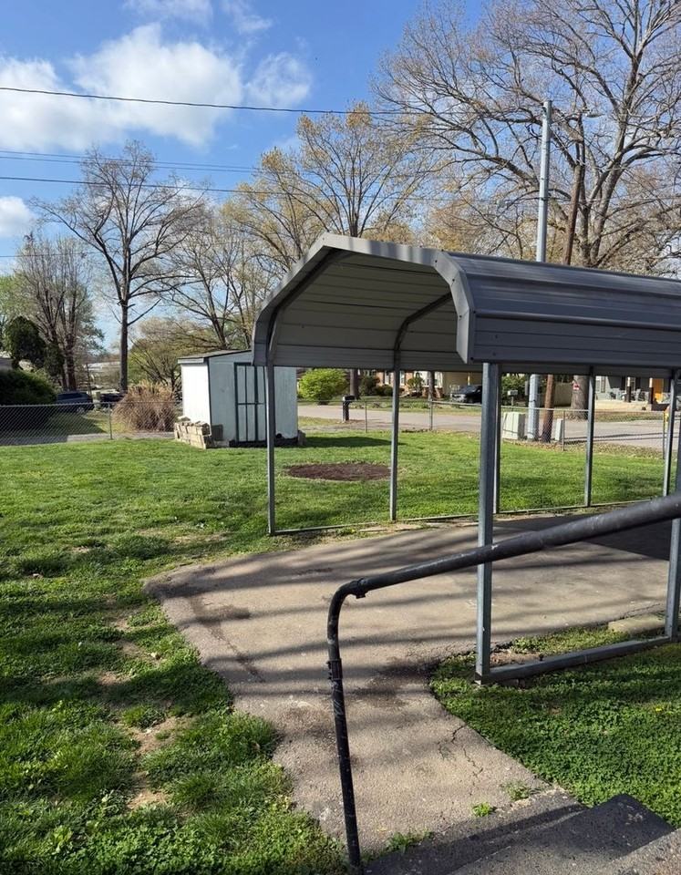 1646 Vista Ln - Photo 3 of 10