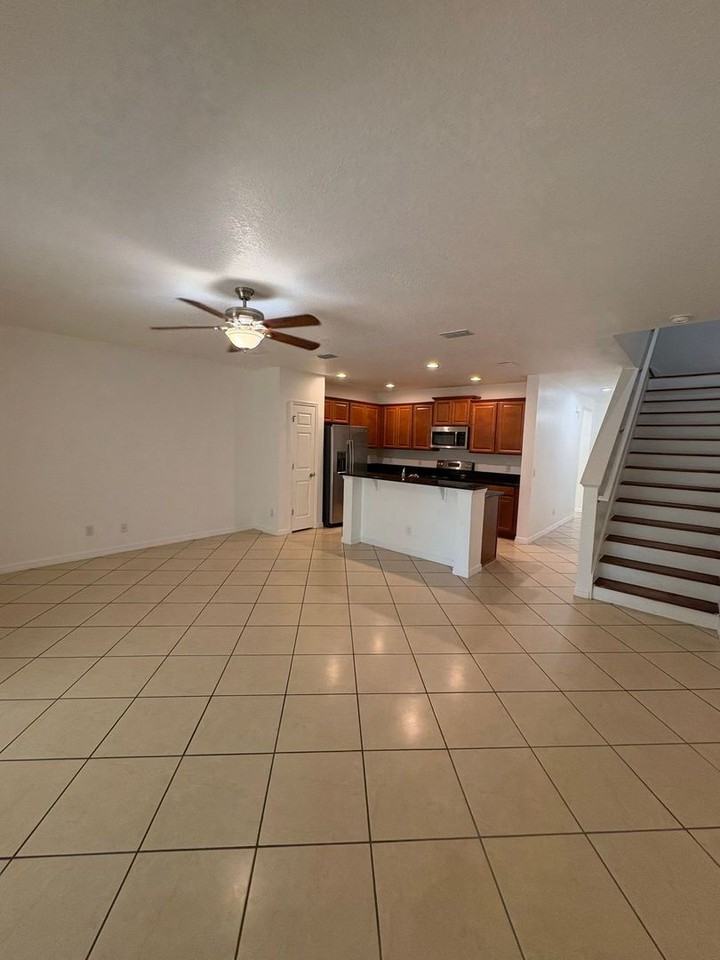 2875 Sunstone Dr - Photo 5 of 35