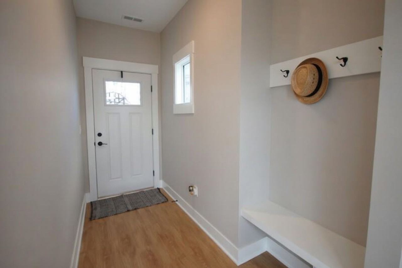 1208 S Linn St - Photo 5 of 22