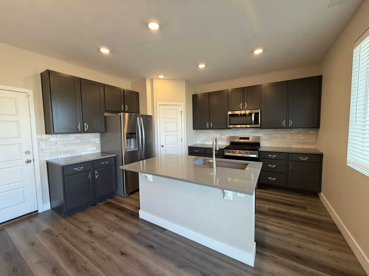 9891 Hidden Ranch Ct - Photo 7 of 23