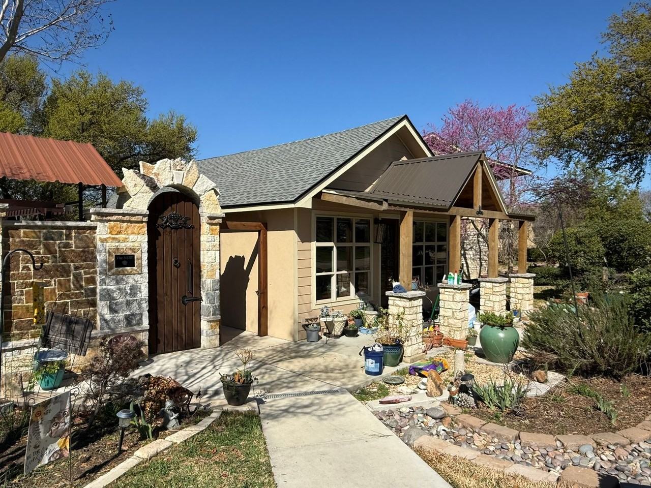 2453 Bottoms East Rd - Photo 3 of 44