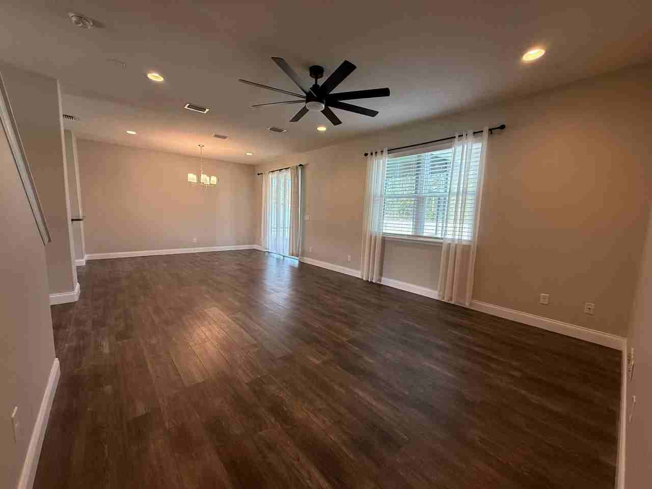 20 Abacus Ave - Photo 5 of 34