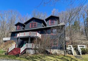 featured image of 182 Division St