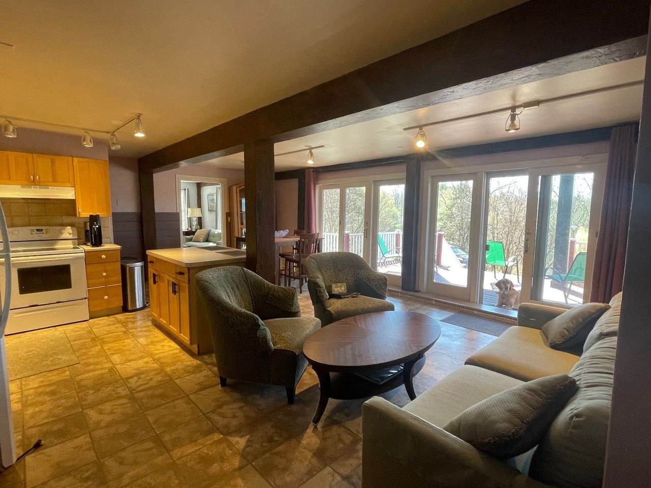 182 Division St - Photo 7 of 28