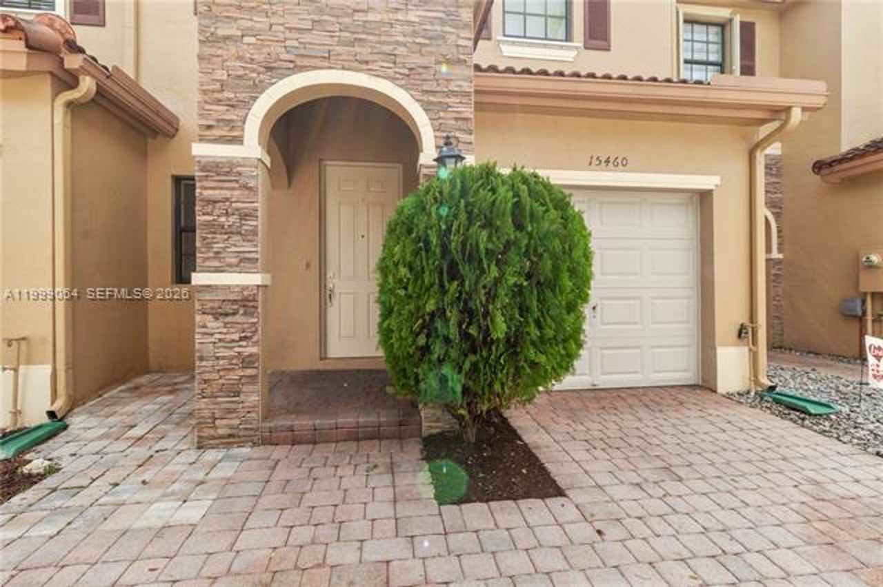 15460 15460 SW 119th St th  15460 - Photo 2 of 24