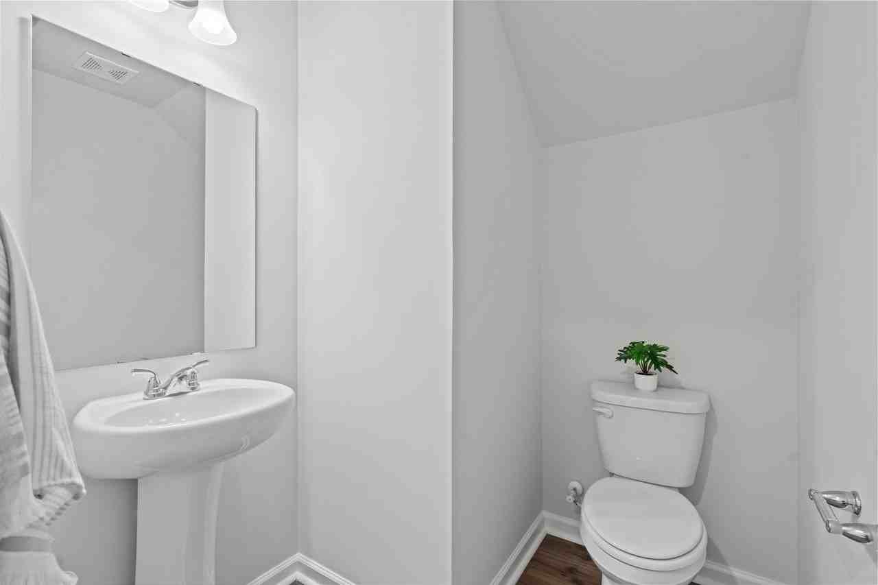 668 Blossom Run - Photo 7 of 25