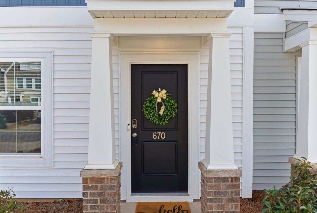 670 Blossom Run - Photo 3 of 26