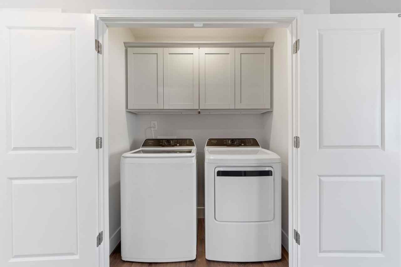 670 Blossom Run - Photo 6 of 26