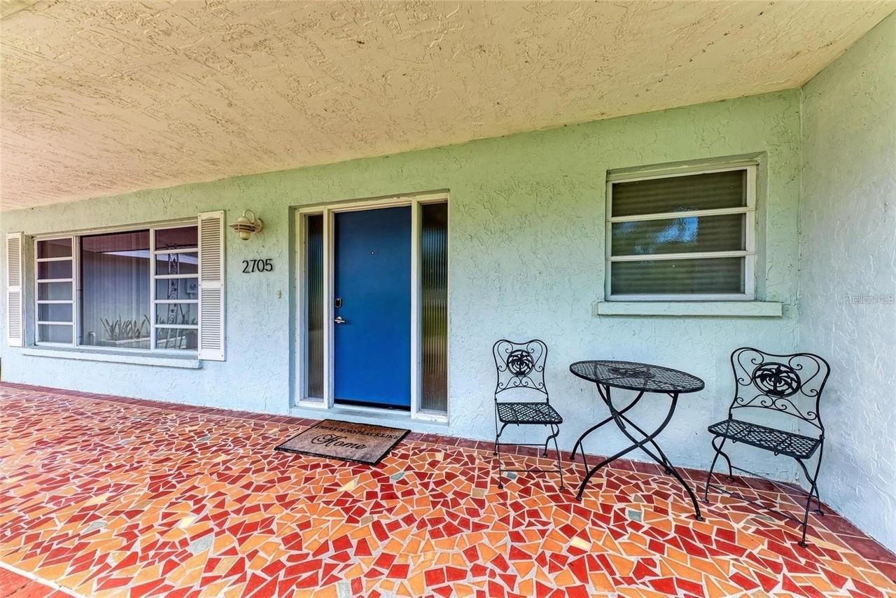 2705 S Brink Ave - Photo 4 of 28