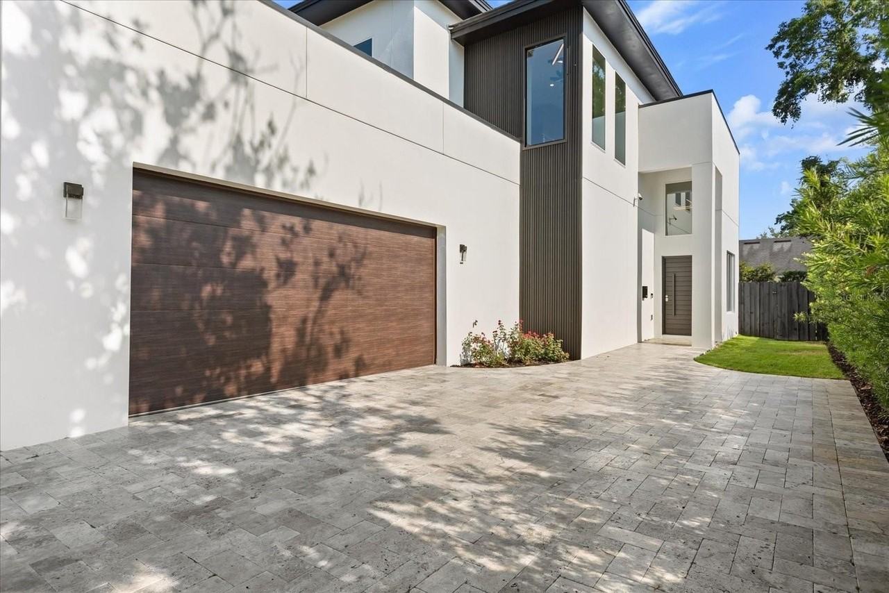 1521 Chestnut Ave - Photo 6 of 50