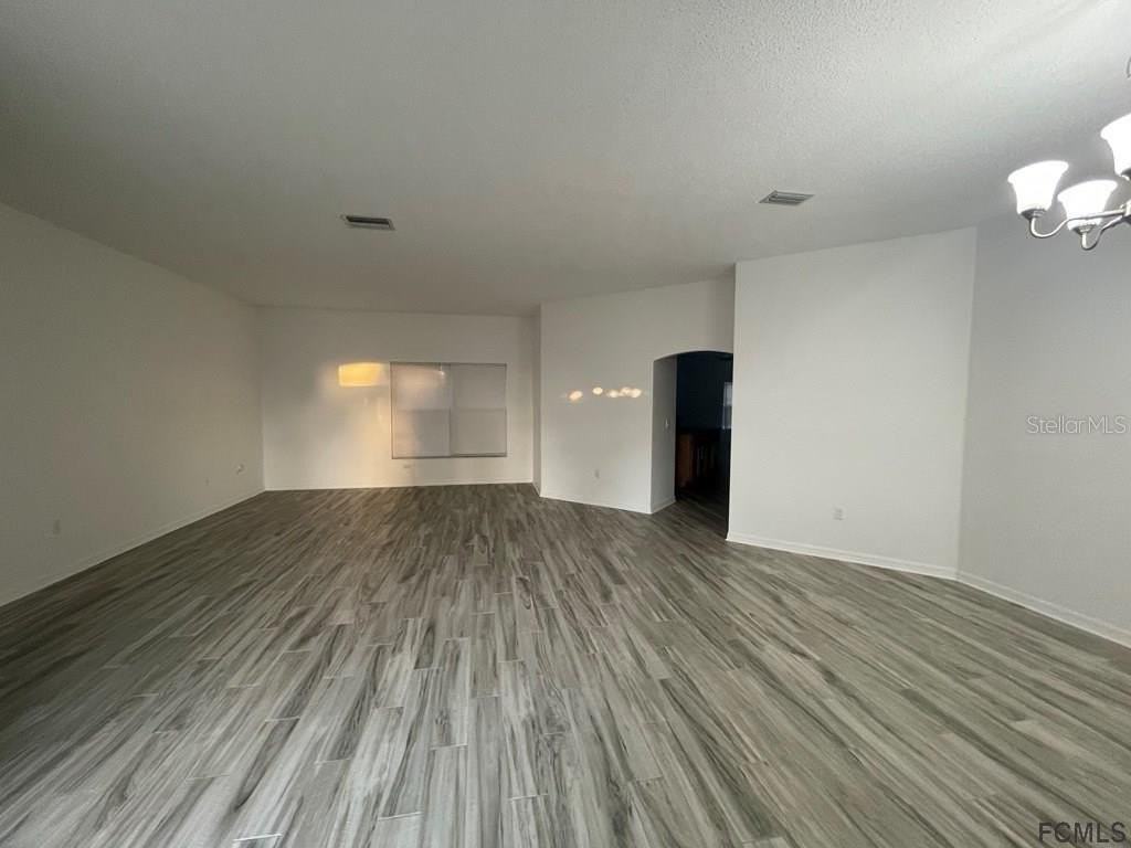 24 Pepperdine Dr - Photo 4 of 19