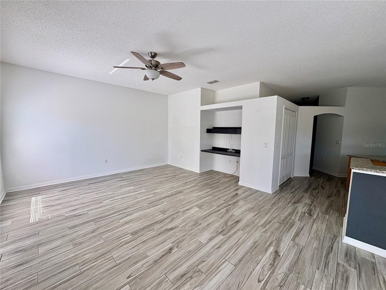 24 Pepperdine Dr - Photo 6 of 19