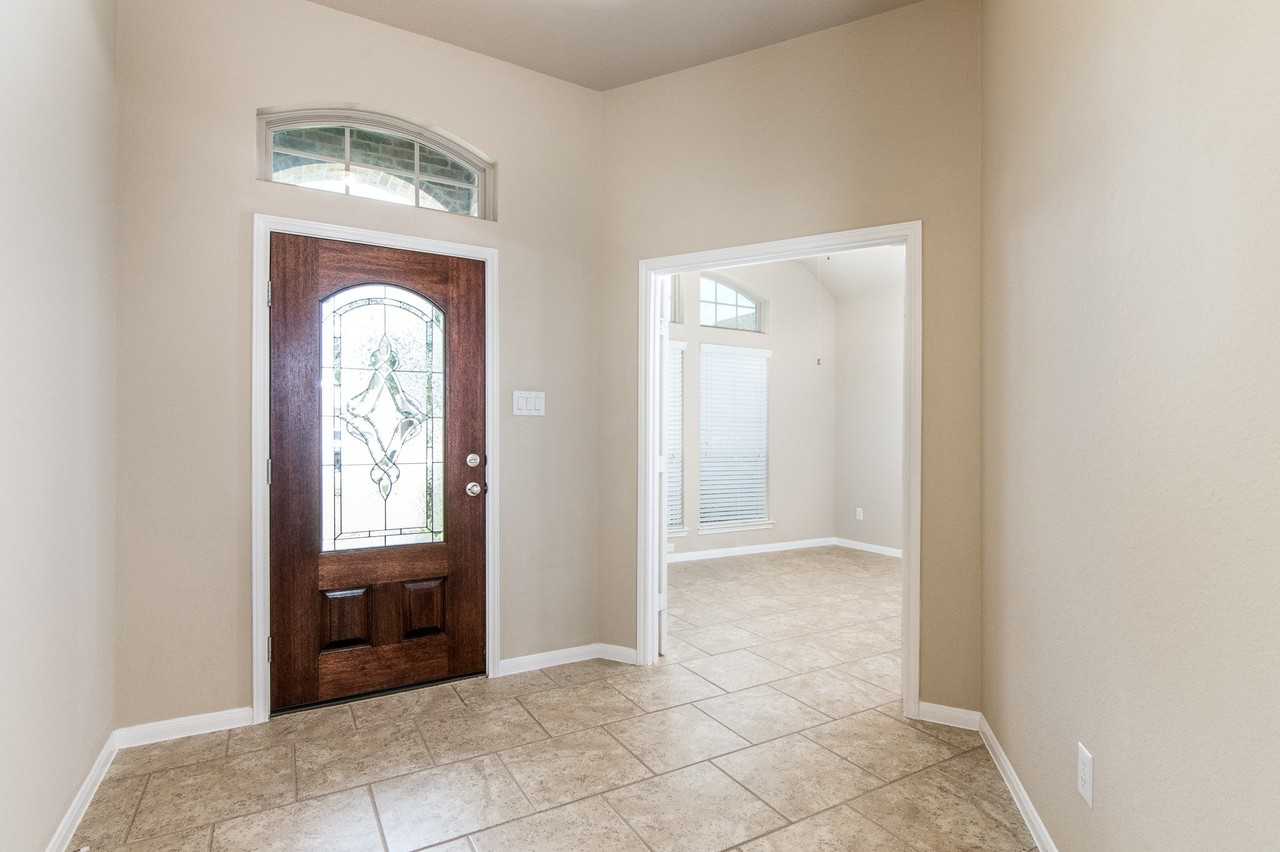 7479 Durango Creek Dr - Photo 5 of 31