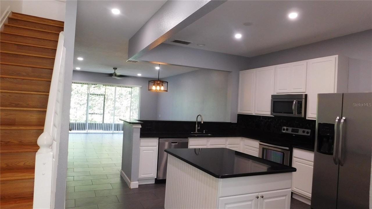 1508 Florentino Ln - Photo 7 of 50