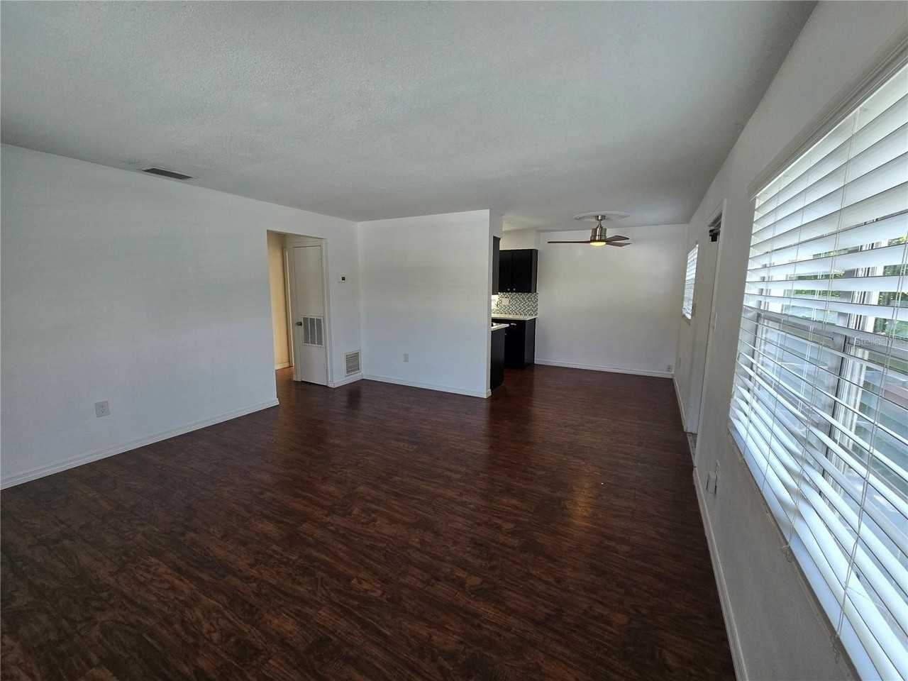 609 Woodlawn Blvd #607 - Photo 3 of 11