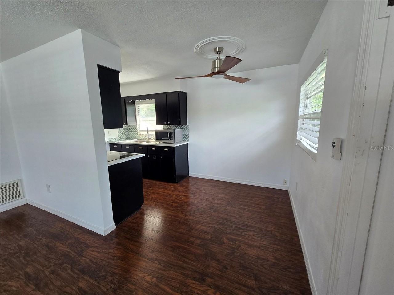 609 Woodlawn Blvd #607 - Photo 4 of 11