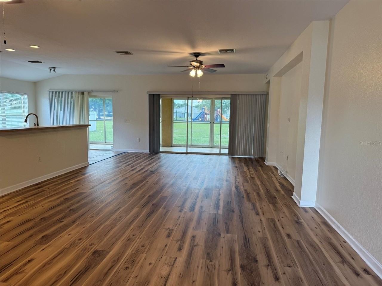 4304 Sw 54th Ct - Photo 2 of 18