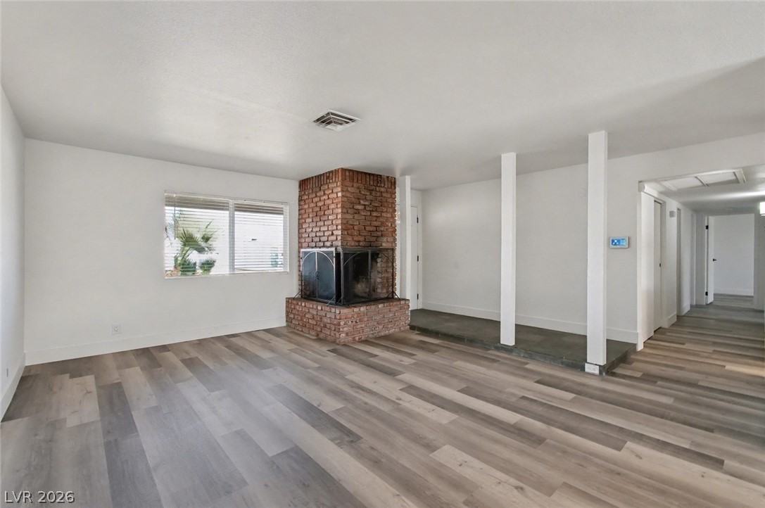 1319 Lindell Rd - Photo 3 of 14