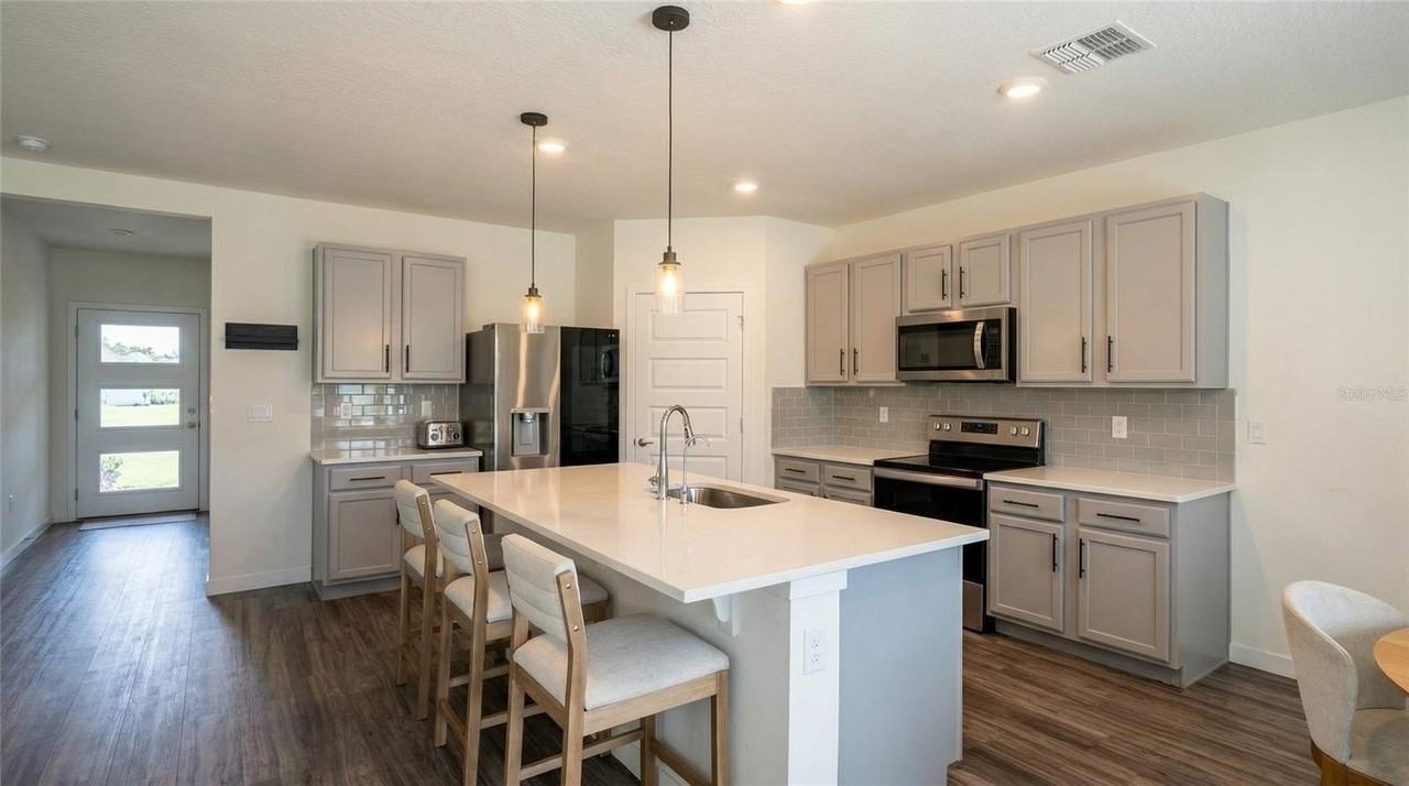 4014 Malawi Trl - Photo 4 of 16