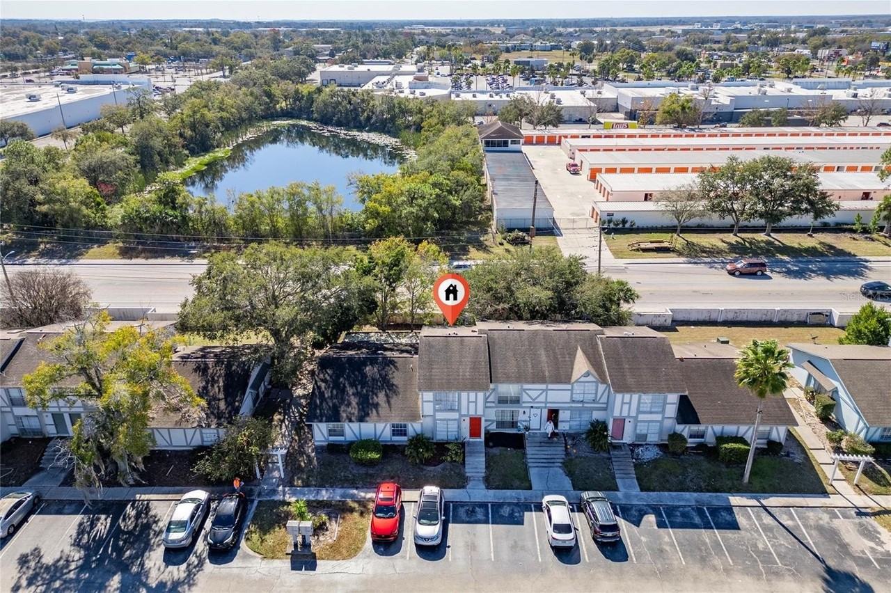 3108 Windover Ave - Photo 4 of 26