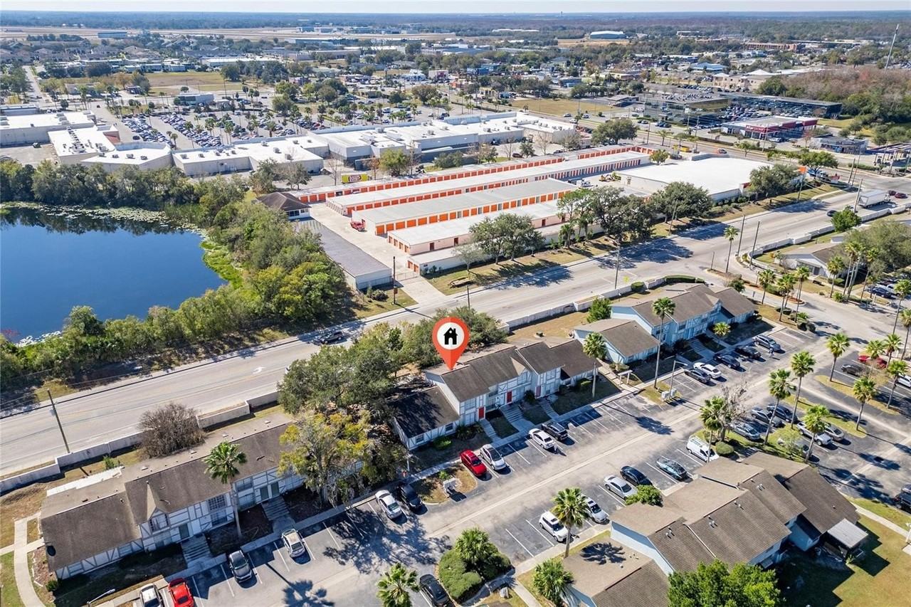 3108 Windover Ave - Photo 5 of 26