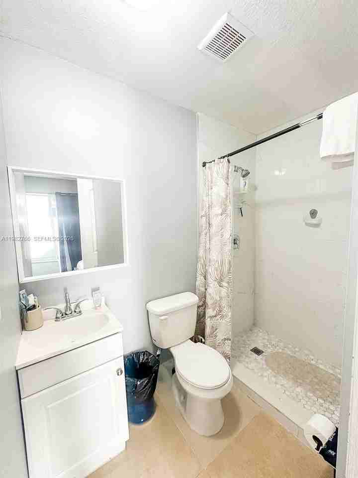 17228 Northwest 72nd Court - Photo 5 of 17