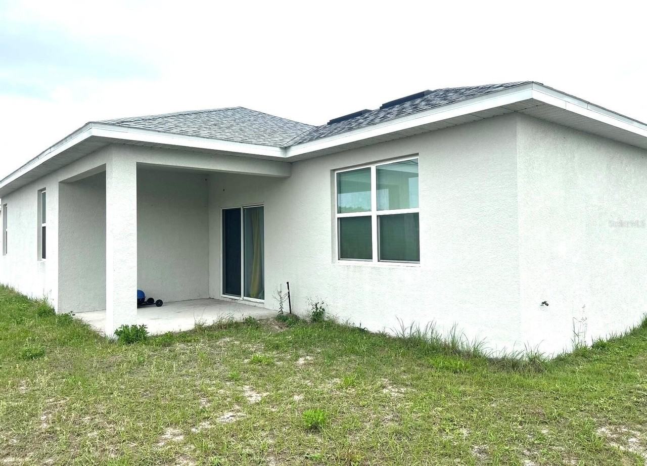 305 Elderberry Ct - Photo 2 of 16