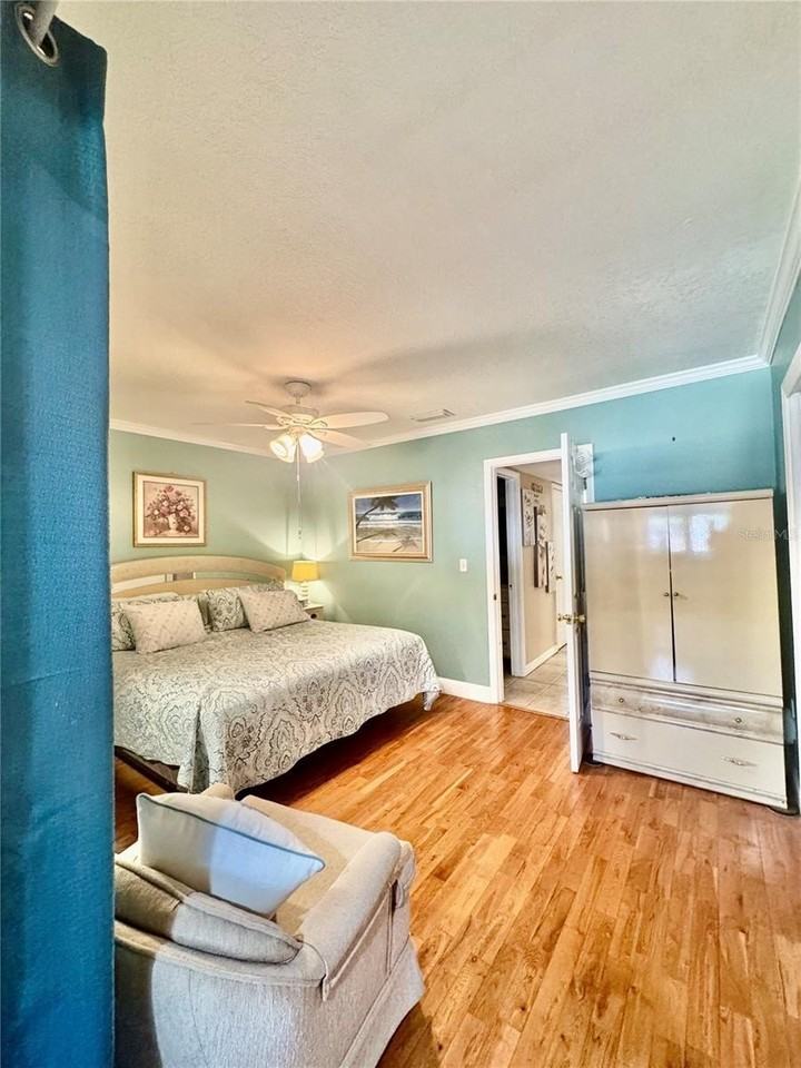 10036 63rd Ave N #23 - Photo 7 of 18