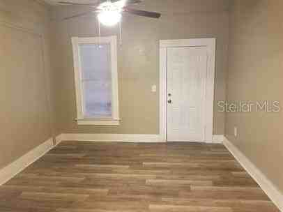 318 E Tarpon Ave #2 - Photo 4 of 15