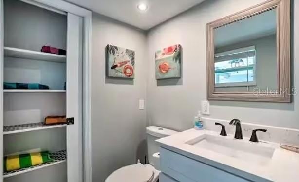 2 Booth Blvd - Photo 6 of 9