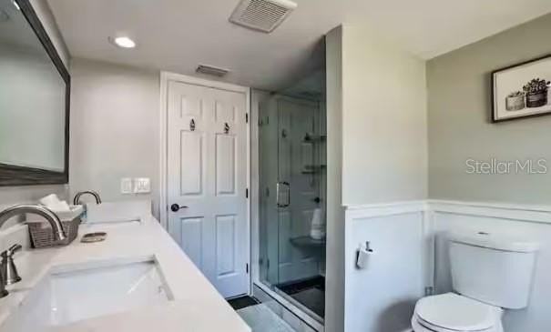 2 Booth Blvd - Photo 7 of 9