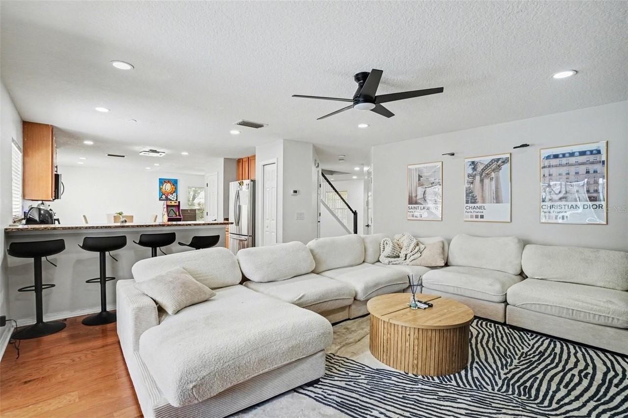 8105 River Mont Way - Photo 7 of 25