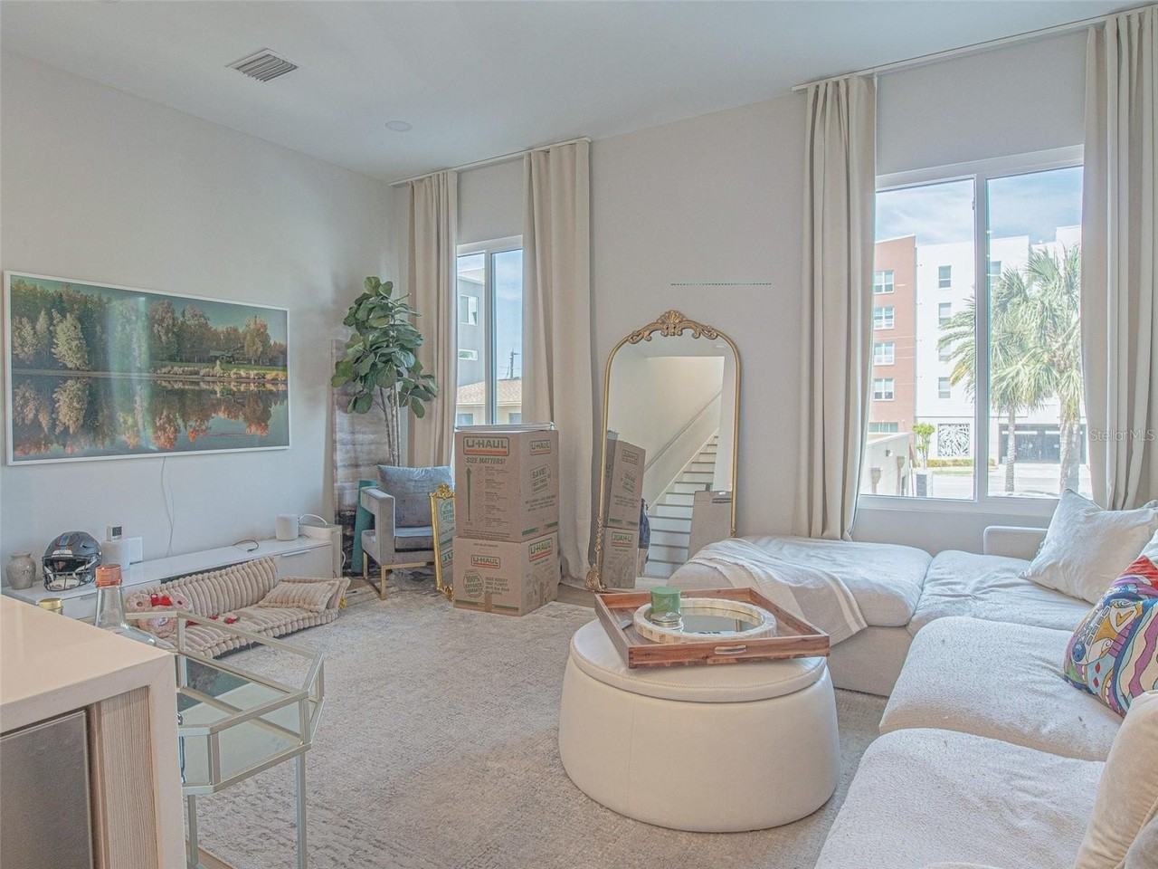 370 6th St S - Photo 5 of 25