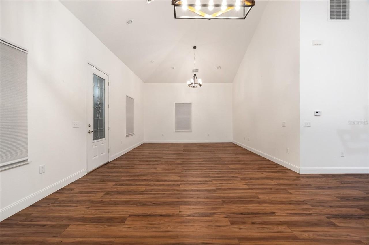 2330 W Saint Louis St - Photo 7 of 30