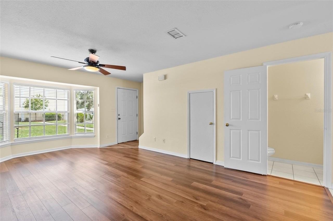 37308 Embassy Park Ln - Photo 5 of 20