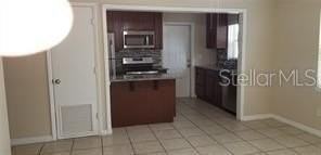 516 N Wellington Dr - Photo 3 of 7