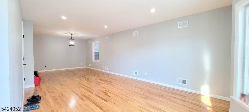 11 Wallis Ave - Photo 6 of 15