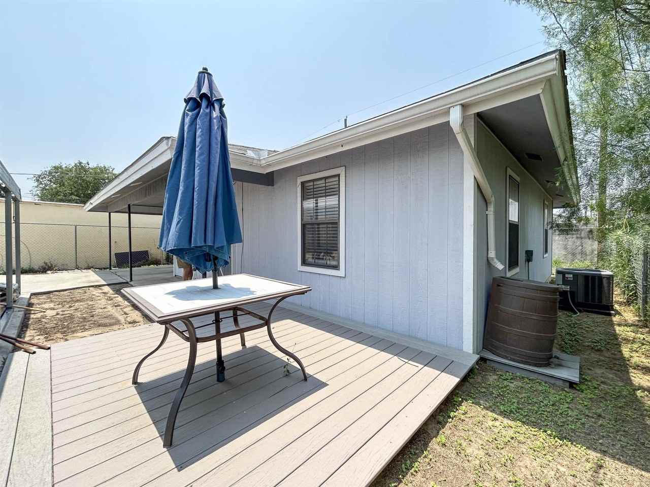 1707 Delmar St - Photo 2 of 19