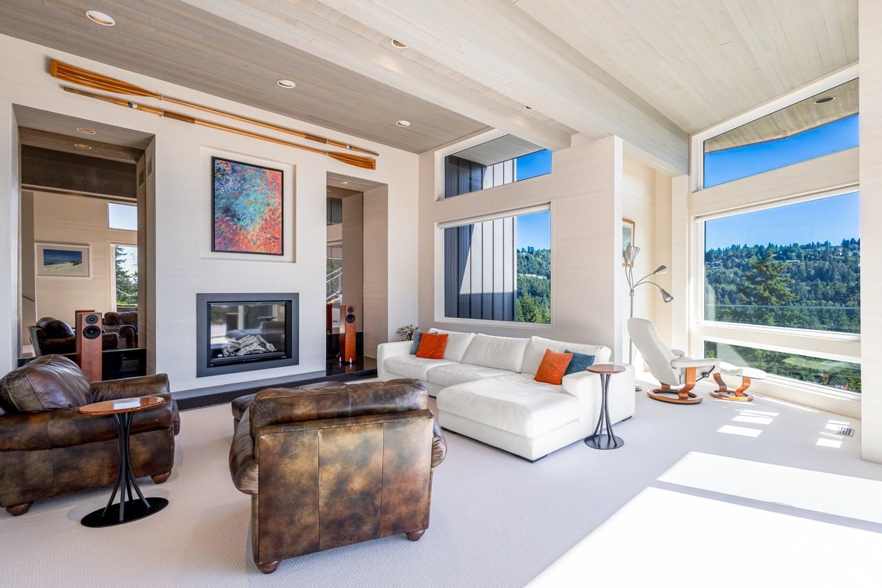 5840 Falcon Road - Photo 3 of 37