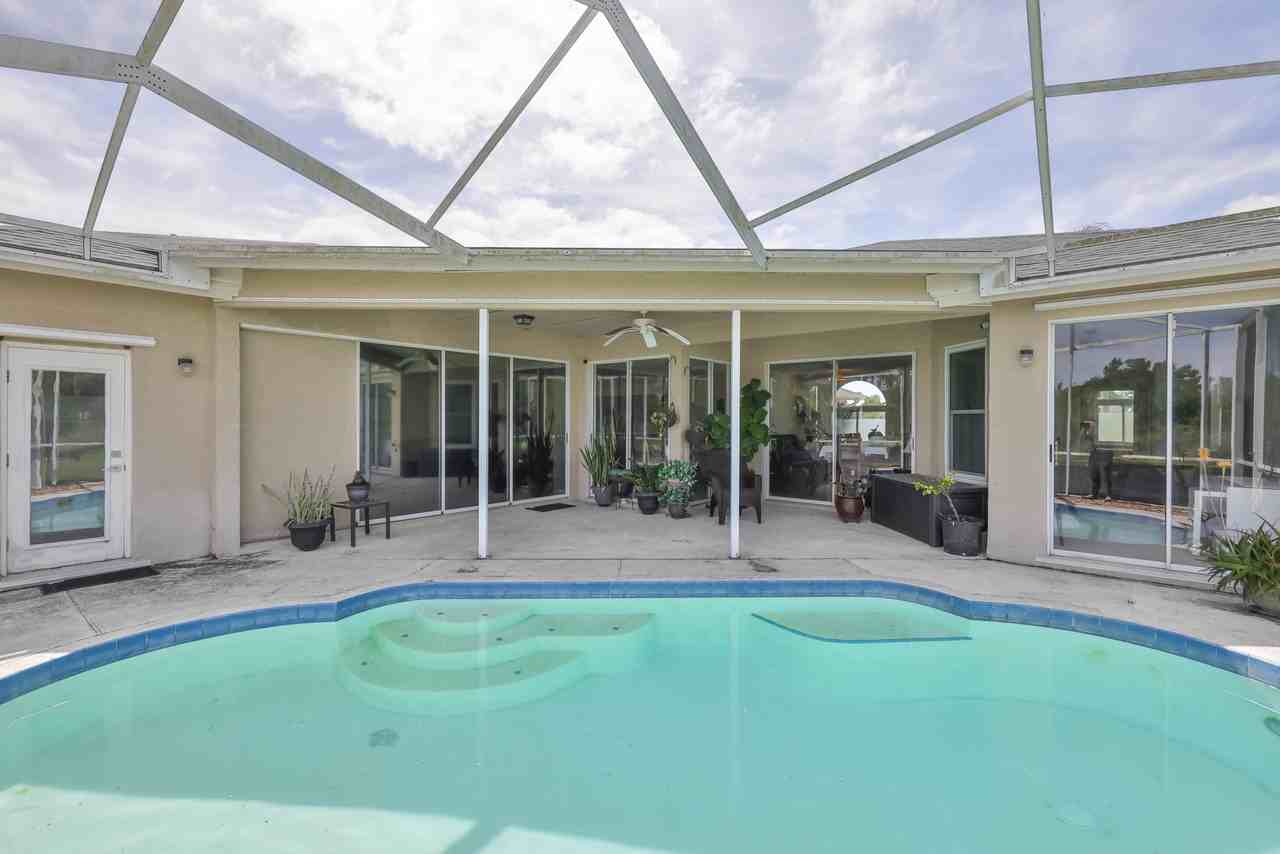 13016 Prestwick Dr - Photo 4 of 34