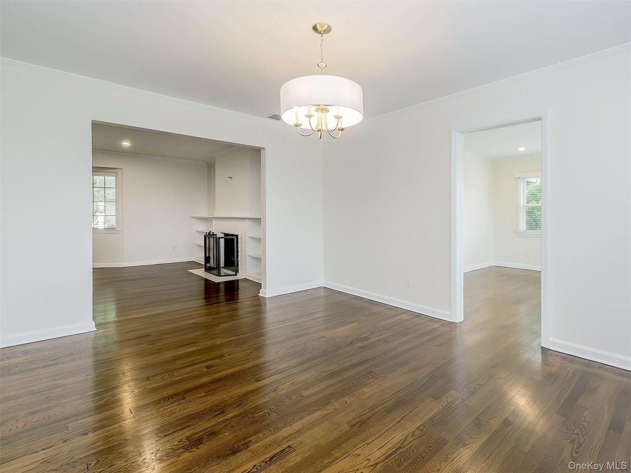 14 Saint Pauls Pl - Photo 5 of 24